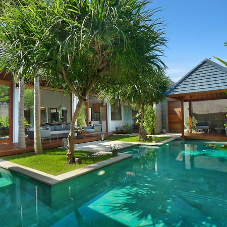 Villa Odyssey Seminyak Zewnętrze zdjęcie